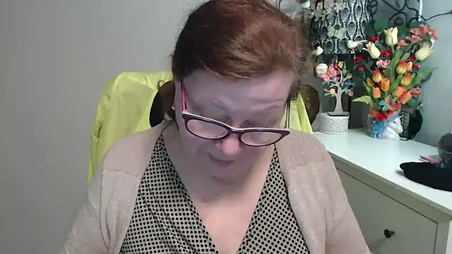 Adelewildx online show from March 19, 2026, 4:56 am