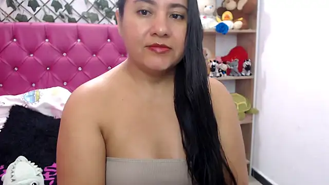 Snapshot of BellaBellosinia chatting on January 31, 2025, 3:30 am BellaBellosinia online show from January 31, 2025, 3:30 am