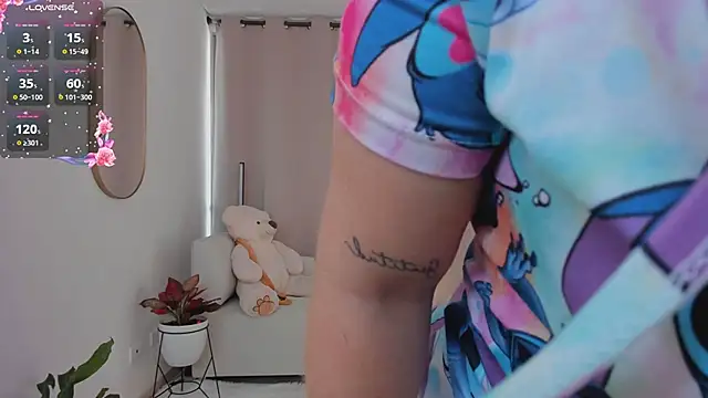 Snapshot of roxie_gates_ chatting on September 11, 2025, 2:39 pm roxie gates online show from September 11, 2025, 2:39 pm