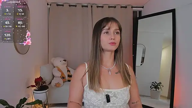 Snapshot of roxie_gates_ chatting on October 28, 2025, 2:12 am roxie gates online show from October 28, 2025, 2:12 am