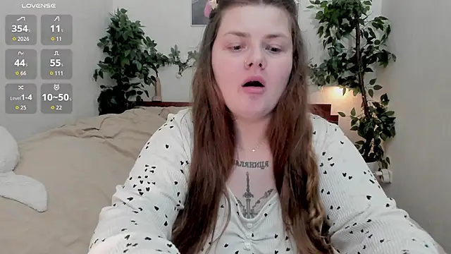 Eva Shameless online show from December 2, 2025, 6:42 pm