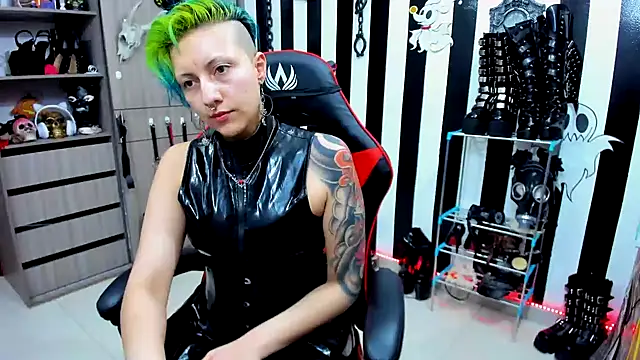 Mistress Yelena online show from January 13, 2025, 9:20 pm