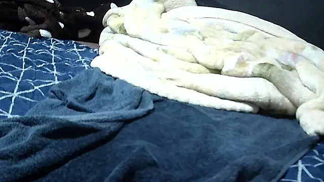 Snapshot of smalldick3280 chatting on February 23, 2025, 11:44 am smalldick3280 online show from February 23, 2025, 11:44 am