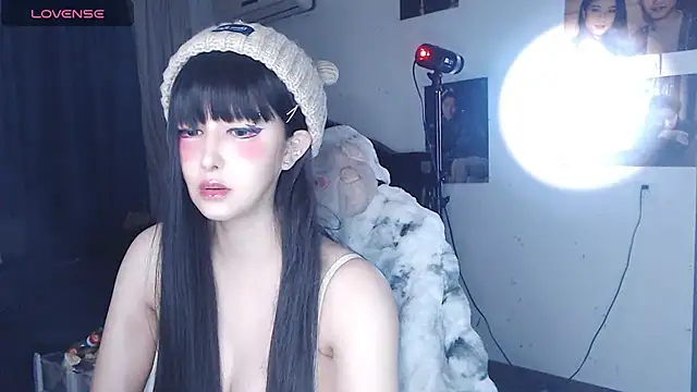 candy cola online show from November 7, 2025, 3:22 am