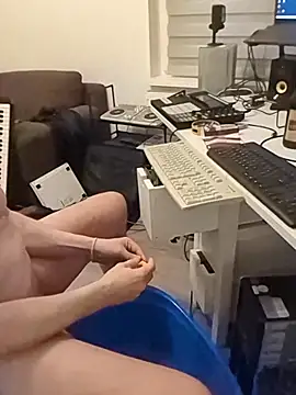 MarcMall online show from January 12, 2026, 10:25 pm