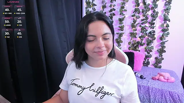 ashley morgan 18 online show from October 2, 2025, 3:21 am