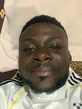 Snapshot of Khendren chatting on March 3, 2026, 8:16 pm Khendren online show from March 3, 2026, 8:16 pm