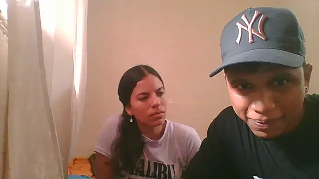 Snapshot of roman_and_jessie chatting on March 15, 2025, 9:27 pm roman and jessie online show from March 15, 2025, 9:27 pm