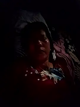 TropicalFlower online show from January 14, 2026, 5:44 am