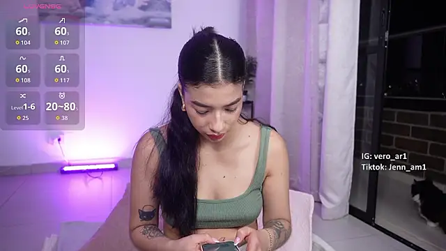 Veronica ar online show from March 7, 2026, 2:18 am