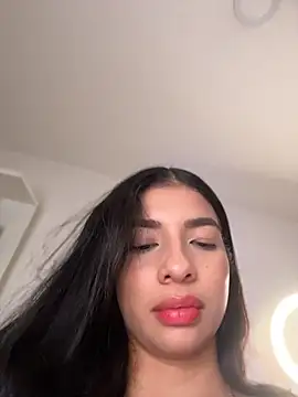 Snapshot of Veronica_ar chatting on June 16, 2026, 1:49 am Veronica ar online show from June 16, 2026, 1:49 am