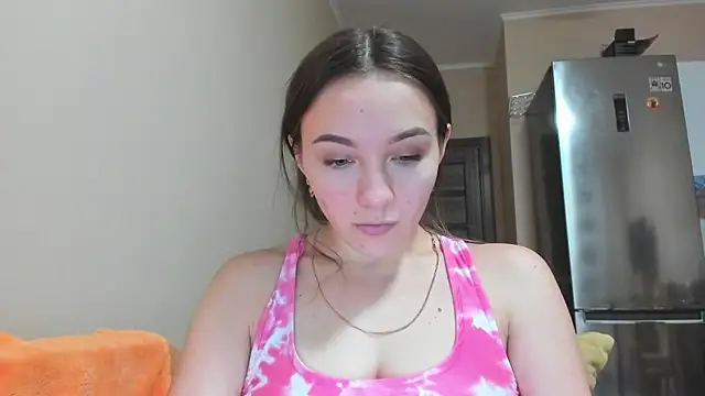 Snapshot of Naughty_Molly chatting on December 8, 2024, 3:24 pm Naughty Molly online show from December 8, 2024, 3:24 pm