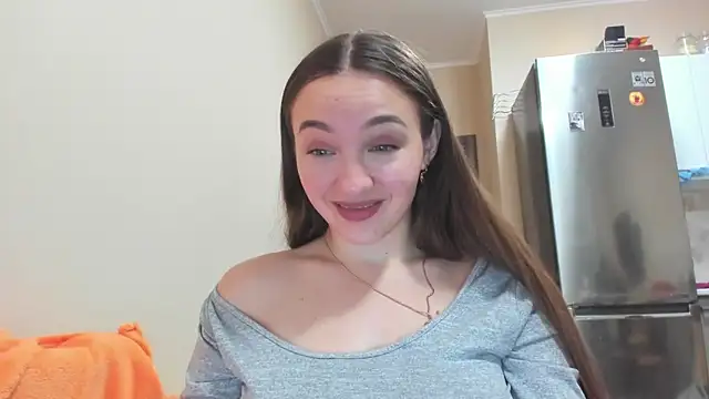 Snapshot of Naughty_Molly chatting on January 2, 2025, 3:08 pm Naughty Molly online show from January 2, 2025, 3:08 pm