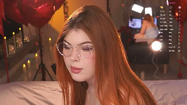 Ffoxyflame online show from February 11, 2026, 11:59 pm