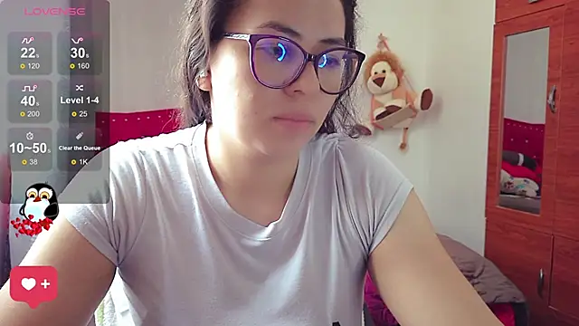 mayhott2 online show from October 22, 2025, 5:23 pm