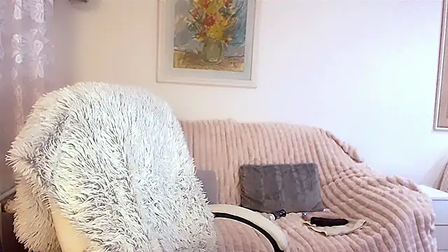 Sarah4you online show from March 9, 2025, 9:36 pm