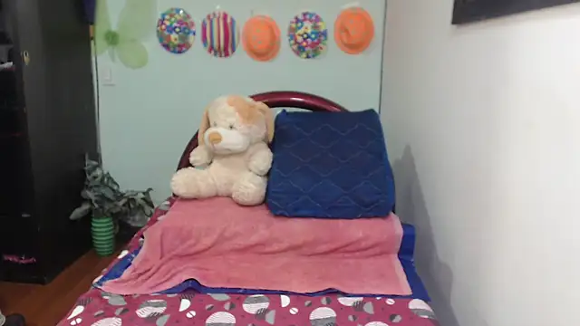 sexytitshot126 online show from March 13, 2026, 1:54 am