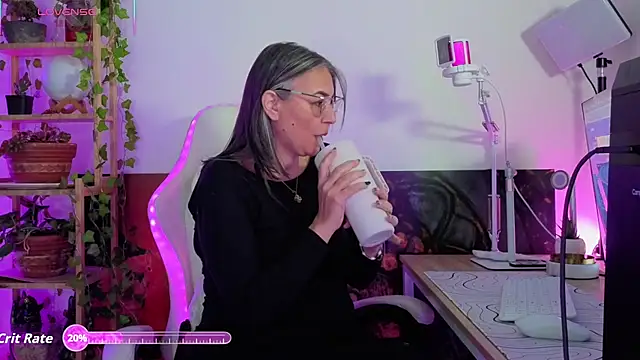 Katy Randy online show from December 3, 2025, 11:14 pm