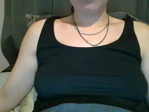Snapshot of geilmeisje98 chatting on February 20, 2025, 10:59 pm geilmeisje98 online show from February 20, 2025, 10:59 pm