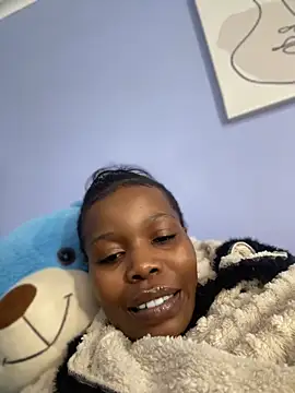cherryontopy online show from May 18, 2026, 10:09 am