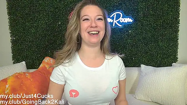 boomboomr00m online show from February 15, 2026, 8:30 pm