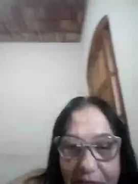 Snapshot of catdool chatting on November 8, 2025, 12:31 pm catdool online show from November 8, 2025, 12:31 pm