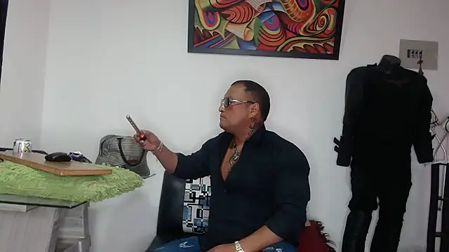 Snapshot of hardrock982 chatting on May 6, 2026, 2:54 pm hardrock982 online show from May 6, 2026, 2:54 pm