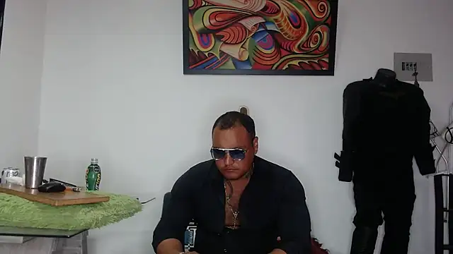 Snapshot of hardrock982 chatting on May 8, 2026, 2:21 pm hardrock982 online show from May 8, 2026, 2:21 pm