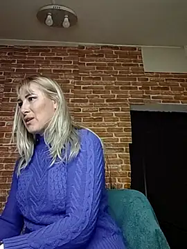 Snapshot of _Horny_milf_ chatting on March 1, 2025, 2:15 am Horny milf online show from March 1, 2025, 2:15 am