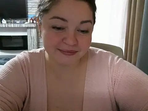 cute  cherry online show from November 28, 2025, 10:15 am