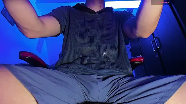 Snapshot of Alex_smith00 chatting on February 14, 2026, 4:51 pm Alex smith00 online show from February 14, 2026, 4:51 pm