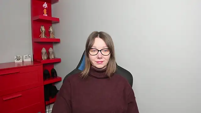 Cookie zoe online show from February 17, 2026, 6:33 am