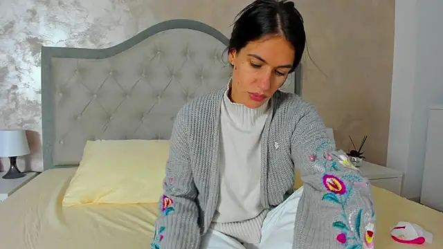 JennaMyers online show from October 1, 2025, 7:18 pm