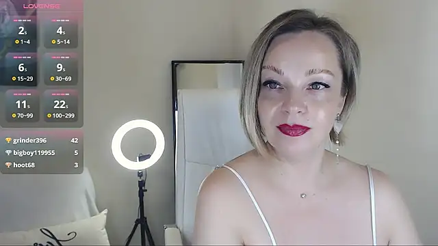 Tilly Eliot online show from March 4, 2025, 9:32 pm