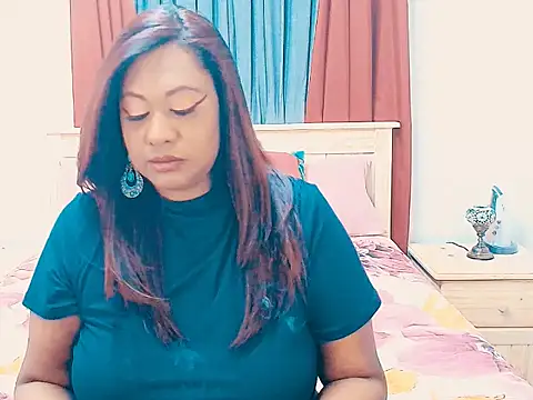 Snapshot of Indianlust69 chatting on January 17, 2026, 10:57 pm Indianlust69 online show from January 17, 2026, 10:57 pm