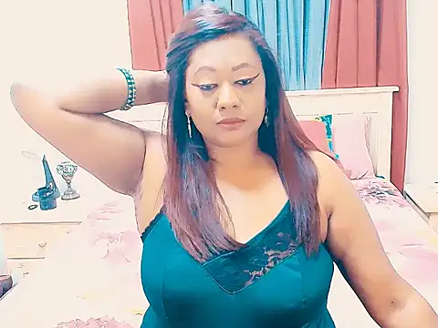 Snapshot of Indianlust69 chatting on January 16, 2026, 8:35 pm Indianlust69 online show from January 16, 2026, 8:35 pm