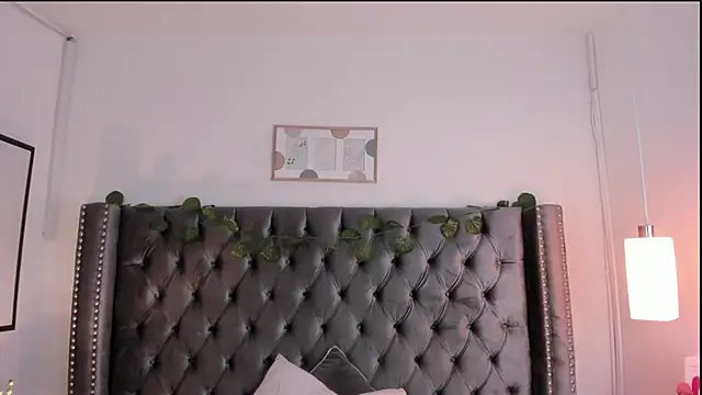 Kim Blane online show from March 6, 2025, 3:24 am