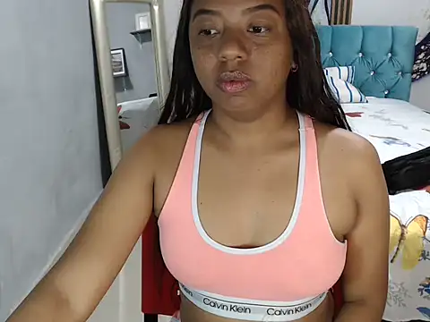 karolwillians online show from May 4, 2026, 12:52 pm