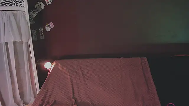 juby yuby online show from October 24, 2025, 1:43 pm