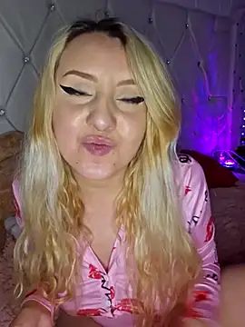 NibiruNairobi69 online show from March 18, 2025, 3:45 am