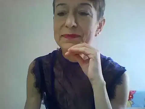 Snapshot of SwettyViktory chatting on January 10, 2026, 10:32 am SwettyViktory online show from January 10, 2026, 10:32 am