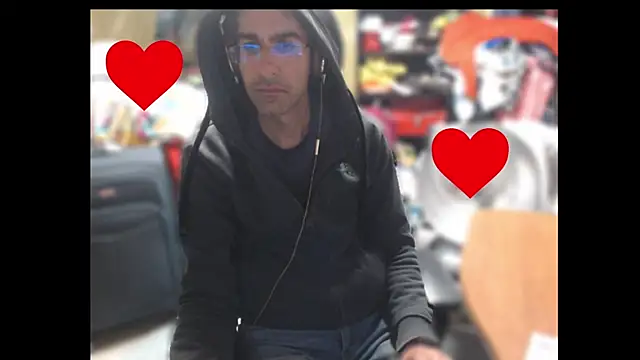 Gsmile1 online show from February 11, 2025, 8:42 pm