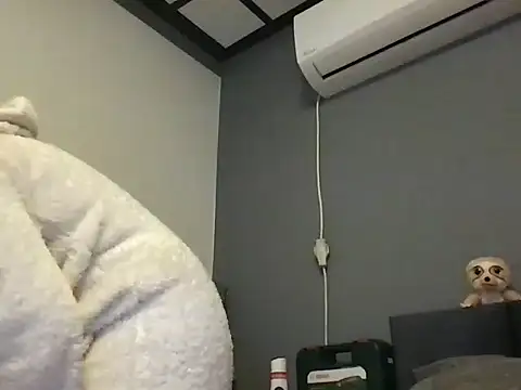 Snapshot of maryxex28 chatting on November 28, 2025, 6:24 am maryxex28 online show from November 28, 2025, 6:24 am