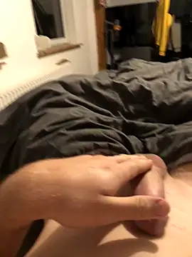 Snapshot of Bropp19 chatting on October 10, 2025, 11:05 pm Bropp19 online show from October 10, 2025, 11:05 pm