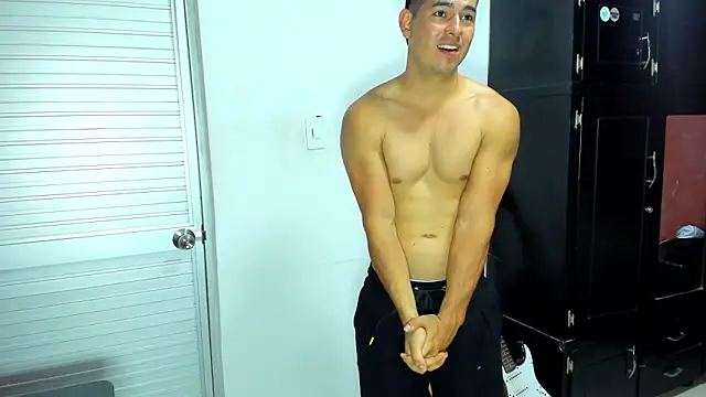 VincentSavage online show from April 12, 2026, 8:56 pm