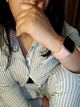 Queen sousou online show from December 20, 2025, 10:18 am