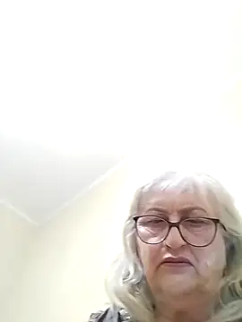 LolkaAlyss online show from September 30, 2025, 8:15 pm