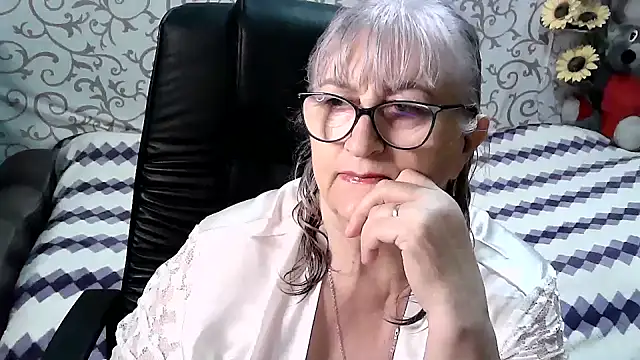 LolkaAlyss online show from March 16, 2025, 9:05 pm