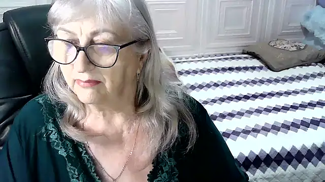 LolkaAlyss online show from November 27, 2025, 3:29 am