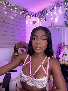 Snapshot of Vane_Rossee chatting on February 6, 2026, 11:34 pm Vane Rossee online show from February 6, 2026, 11:34 pm